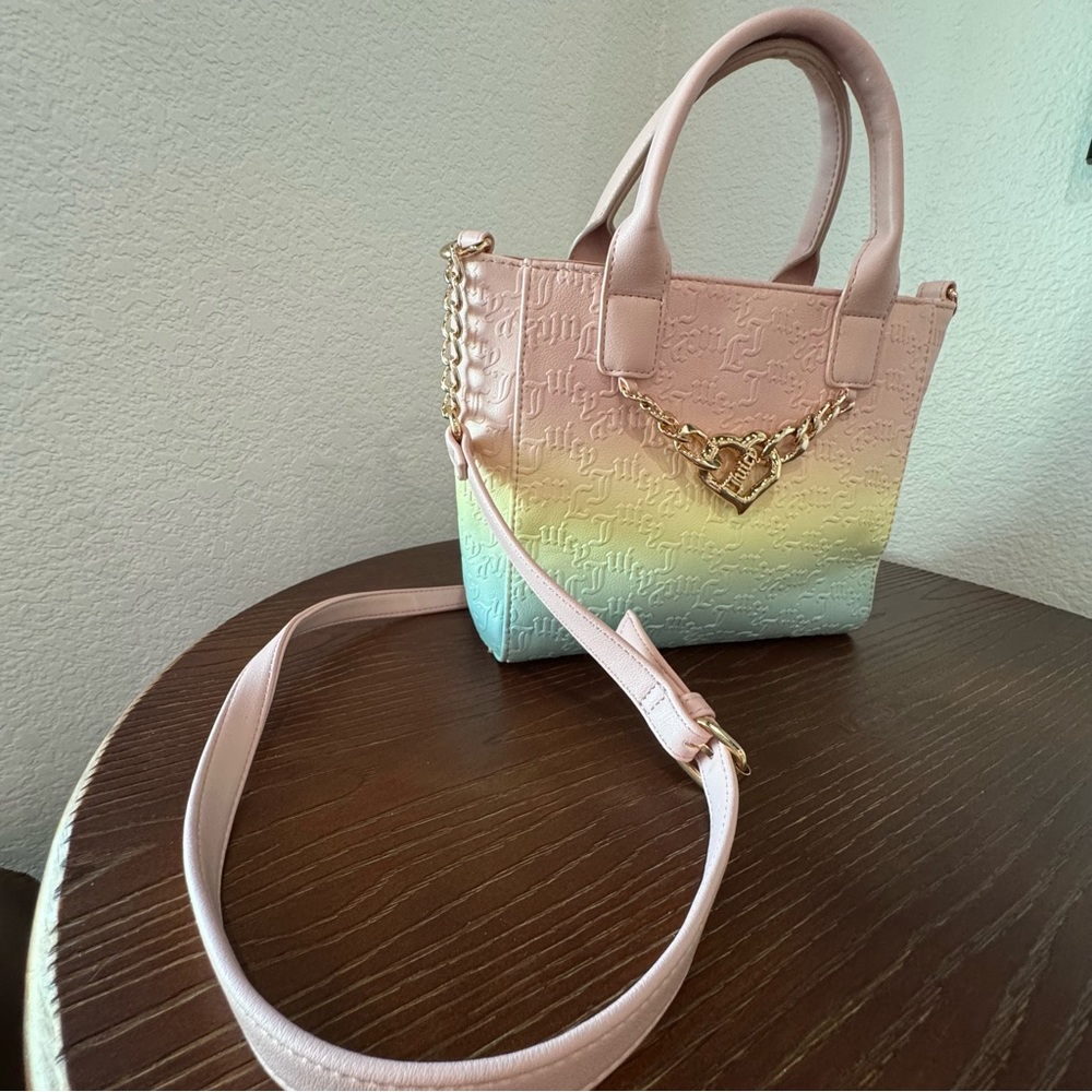 SOLD!!! Juicy Couture Pastel Pink Ombre Gold Heart Chain Purse Crossbody - Picture 4 of 13